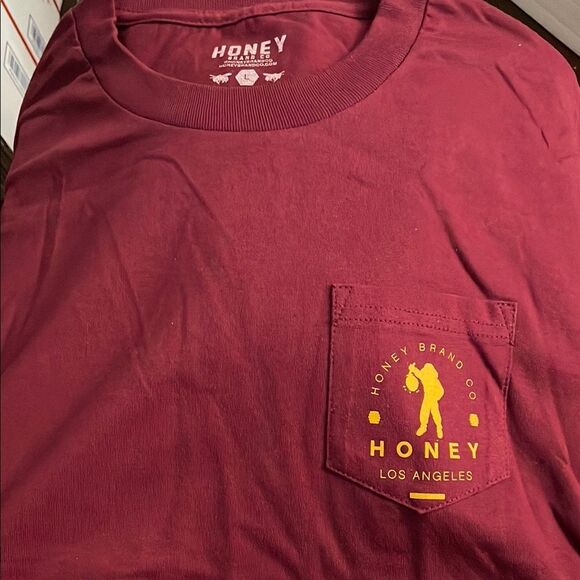 Brand Men's Maroon Short Sleeve Tee - Picture 1 of 2